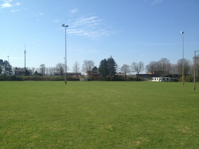 De locatie bestaat grotendeels uit voetbalvelden